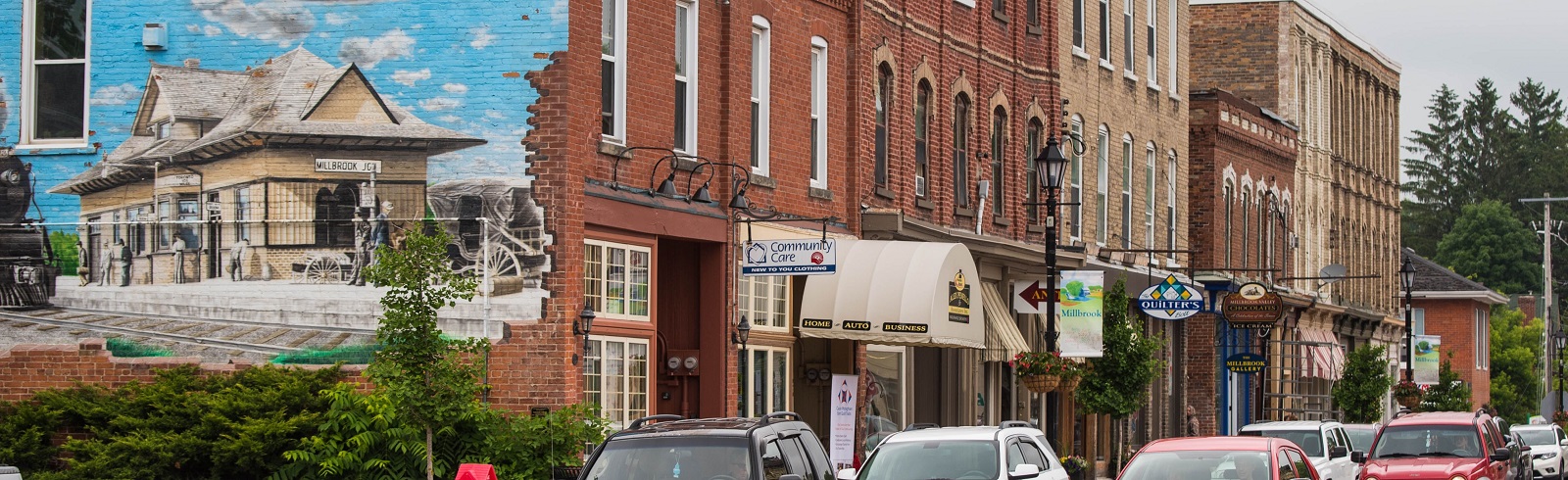 North Side of King St
